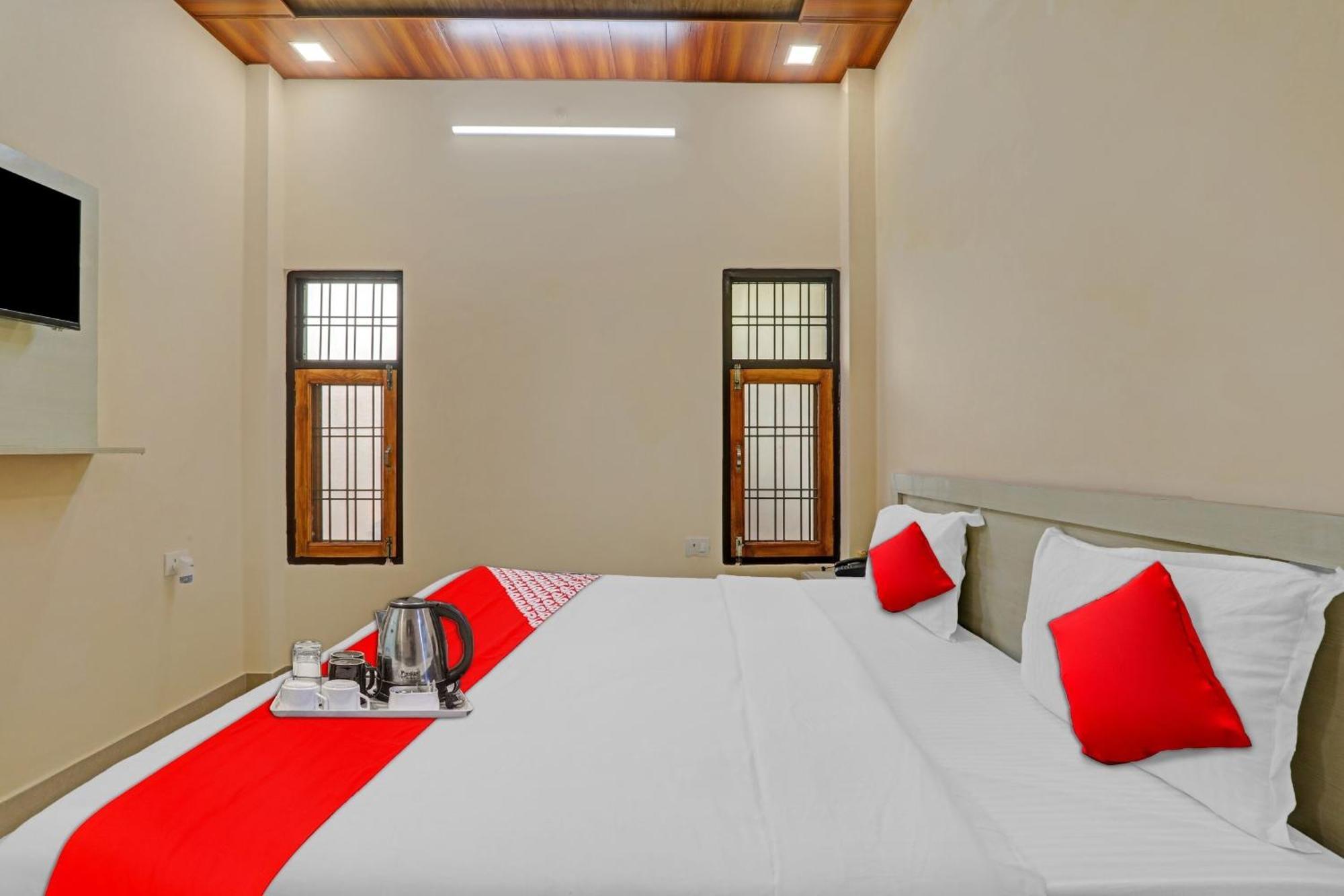 Hotel O Sai Galaxy Hotel & Restaurant กานปูร์ ภายนอก รูปภาพ